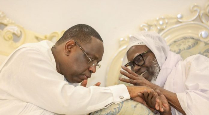 « La venue historique de Serigne Touba Serigne Mountakha Mbacké Bachir à Dakar… »