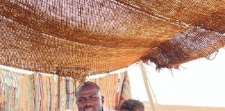 (02 photos) : Le capitaine Kalidou Koulibaly expose pour une première fois ses enfants