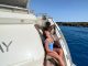(03 photos) : En bikini à bord d’un Yacht, Simona, très sexy, charme Keita Baldé