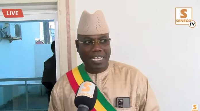Cheikh Abdou Bara Dolly Mbacké : « Macky Sall jiggèn goumou recevoir biir bureaum sathie souff laay def » (Vidéo)