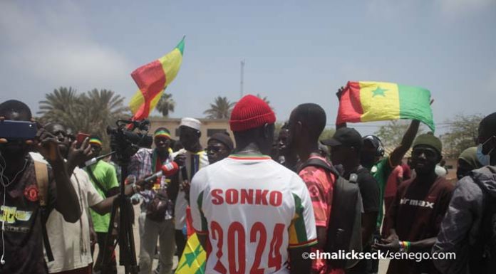 Live Senego – Yewwi Askan Wi appelle à un Grand Rassemblement à la Place de la Nation