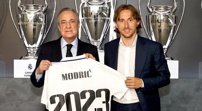 Officiel: Modric prolonge au Real Madrid 