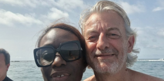 Gilles Verdez avec Fatou au Sénégal, leur photo d’amoureux suscite de très violents commentaires