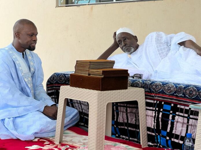 Magal de Touba: Ousmane Sonko chez Serigne Cheikh Saliou Mbacké