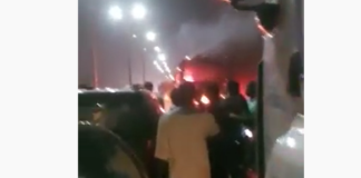Autoroute à péage : Un bus DDD prend feu (vidéo)