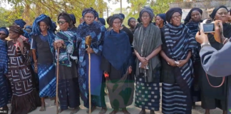 Affaire Didier Badji et Fulbert Sambou : Démonstration mystique des femmes de Niomoune (vidéo)