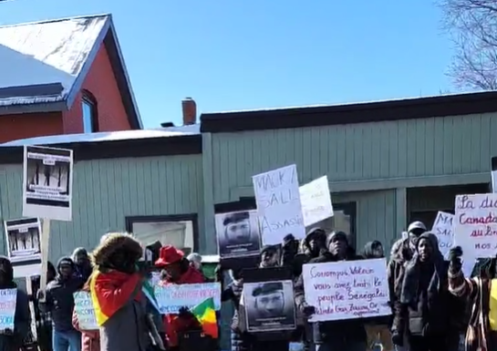 Libération de Hannibal Djim : Manifestation des Sénégalais devant l’ambassade du Sénégal à Ottawa. Regardez !