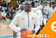 Sadio Mané tente sa chance au basket-ball (Photo + vidéo)