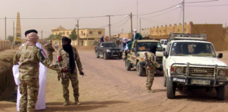 Mali: « Ils jouent avec le feu », réactions politiques aux derniers évènements à Kidal