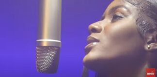 (Vidéo) – Leyna remixe « Sama Doom » de Viviane pour son fils. C’est impressionnant !