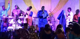 (Vidéo) – Atlanta: La chanson très émouvante de Salam Diallo pour sa femme.